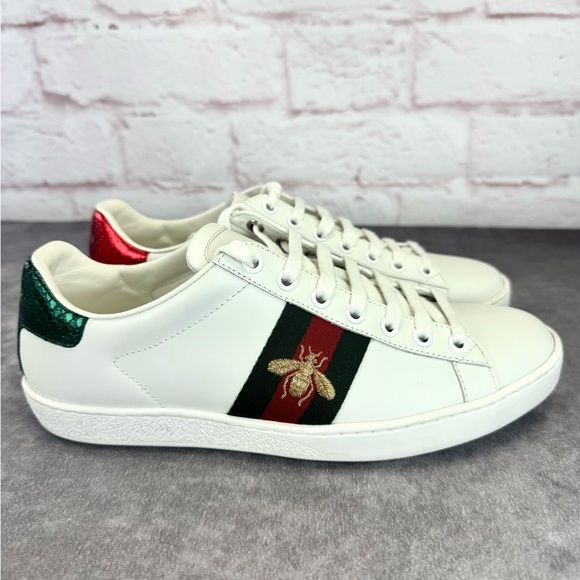 Gucci Ace Web Embroidered Bee Leather Low Top Sneakers 38 Women - Picture 1 of 15